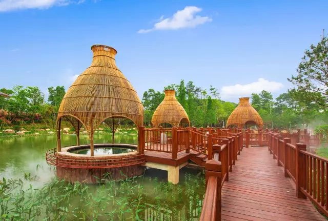 美的鷺湖半山溫泉